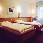 Cvjm-Tagungshaus Kassel Am Unesco-Welterbe Bergpark Wilhelmshoehe